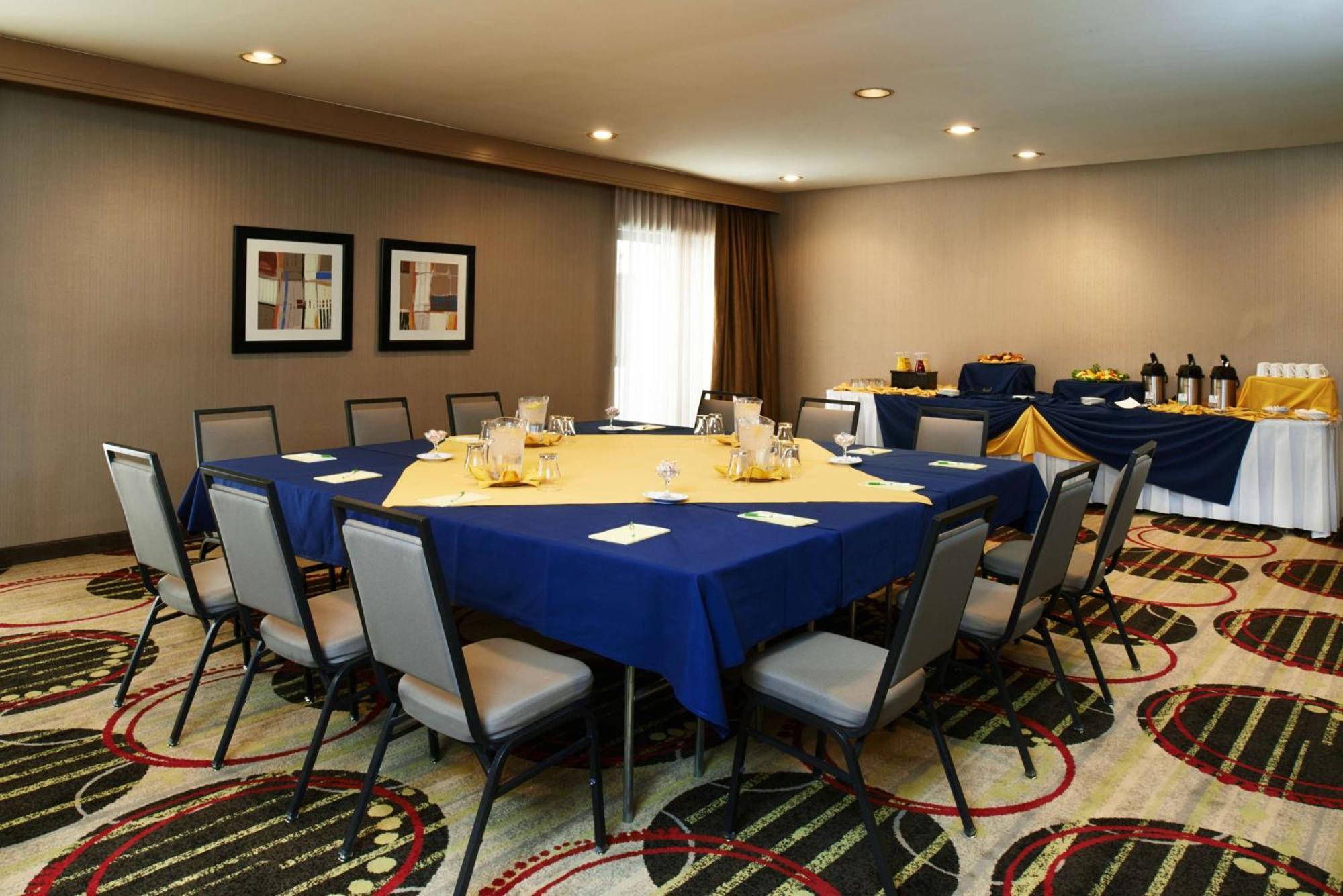 מלון Doubletree By Hilton בואנה פארק מראה חיצוני תמונה