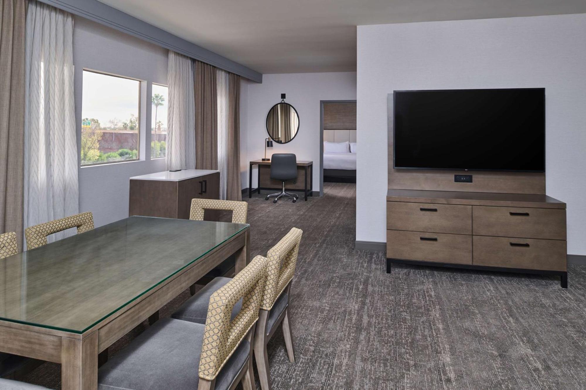 מלון Doubletree By Hilton בואנה פארק מראה חיצוני תמונה