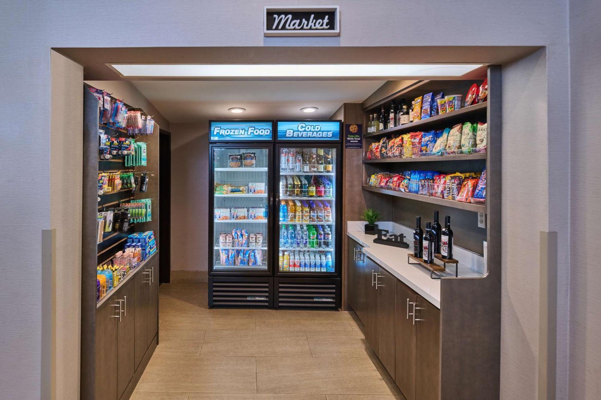 מלון Doubletree By Hilton בואנה פארק מראה חיצוני תמונה